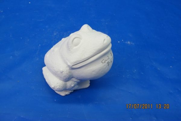 scioto 3259 small toad  (FR 11) 3.5"T  bisqueware