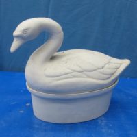 duncan 523B swan casserole (dinnerware) bisqueware