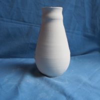 VASE 329 bottle vase w/rim (tom jones s1)  17cmH,10cmW  bisqueware
