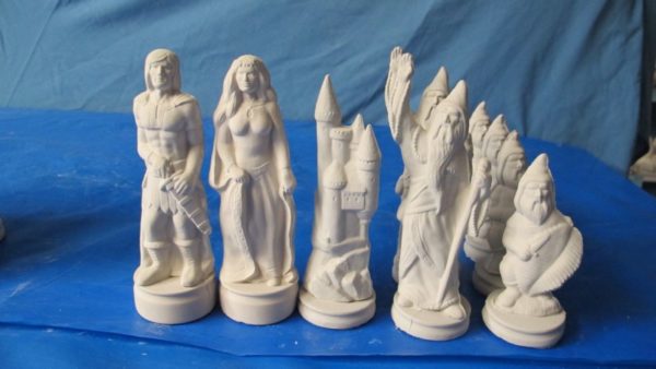 doc holiday chess set good side 1254,1255,1256,1258  bisqueware